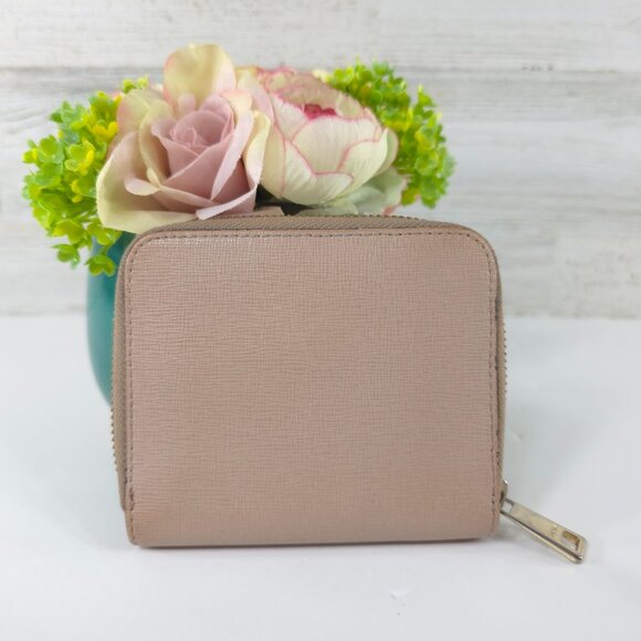 FURLA Designer Genuine Leather ZIP-AROUND Wallet Beige Cream Gold Tone Hardware. - Picture 2 of 16